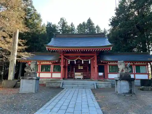 冨士御室浅間神社の本殿