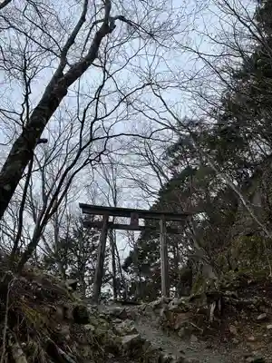 三峯神社奥宮の鳥居
