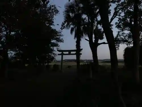 吾妻神社の鳥居