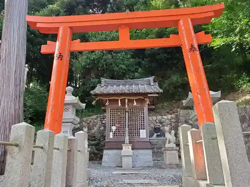 三輪神社の末社