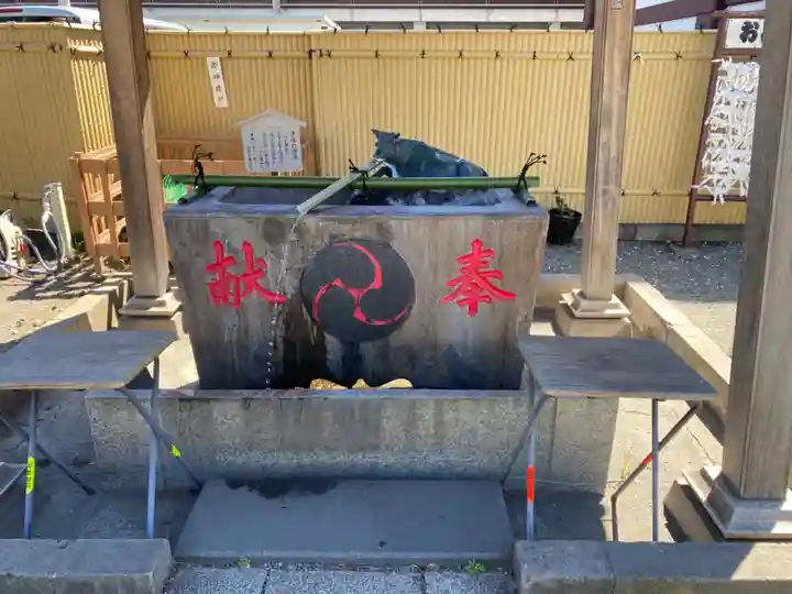 羽田神社の手水舎