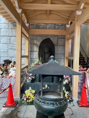 赤坂不動尊威徳寺(東京都)