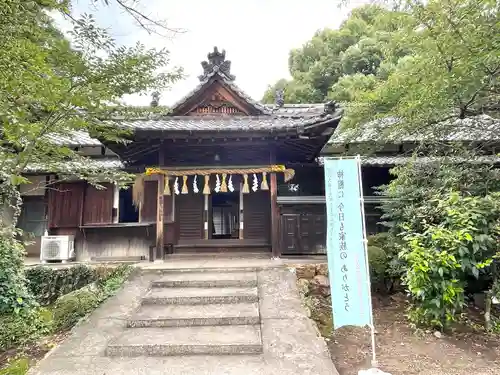 手力雄神社の本殿