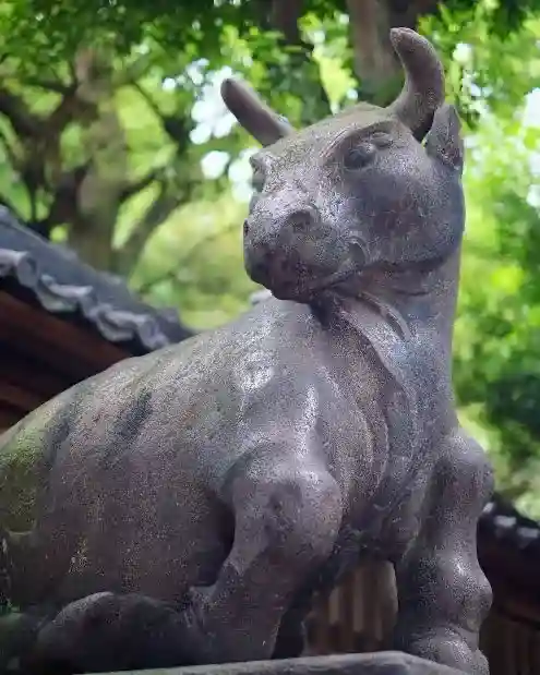 牛嶋神社の{uncategorized: "未分類", other: "その他", undefined: "問題あり", building: "その他建物", grave: "お墓", sacred_gate: "鳥居", guardian: "狛犬", statue: "像", buddha: "仏像", history: "歴史", nature: "自然", garden: "庭園", animal: "動物", pagoda: "塔", temizu: "手水舎", mountain_gate: "山門・神門", sanctuary: "本殿・本堂", subordinate: "末社・摂社", art: "芸術", scenery: "景色", jizo: "地蔵", ema: "絵馬", goshuin: "御朱印", omikuji: "おみくじ", items: "授与品その他", amulet: "お守り", goshuincho: "御朱印帳", eats: "食事", festival: "お祭り", votive_dance: "神楽", shichigosan: "七五三参", wedding: "結婚式", experience: "体験その他", initially: "初詣", around: "周辺", anti_infection: "感染症対策"}
