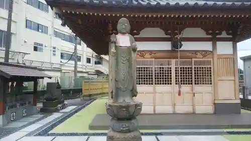 高城寺の本殿・本堂