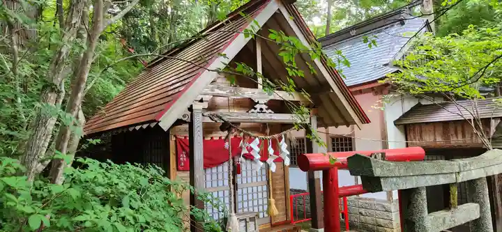 萬蔵稲荷神社のその他建物