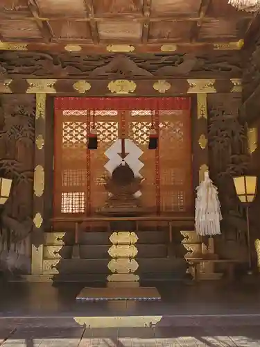 諏訪大社下社秋宮の本殿・本堂