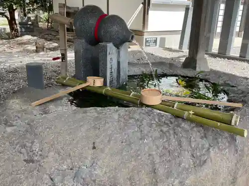 三嶋神社の手水