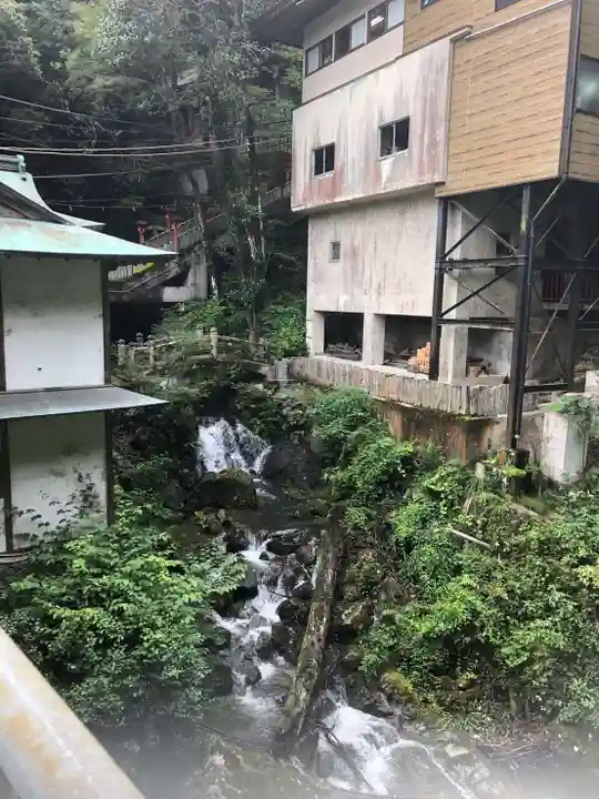 大本山七宝瀧寺の周辺