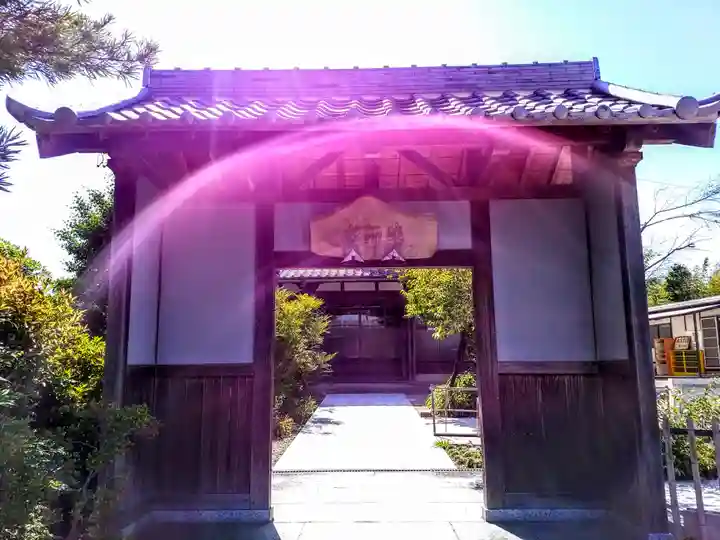 昌福寺の山門・神門
