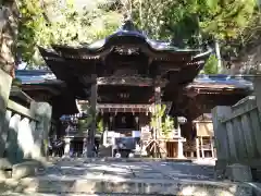 手長神社の本殿