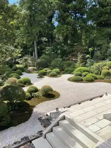 龍潭寺の庭園