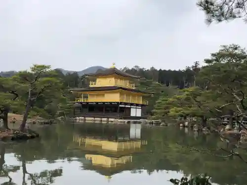 鹿苑寺（金閣寺）の{uncategorized: "未分類", other: "その他", undefined: "問題あり", building: "その他建物", grave: "お墓", sacred_gate: "鳥居", guardian: "狛犬", statue: "像", buddha: "仏像", history: "歴史", nature: "自然", garden: "庭園", animal: "動物", pagoda: "塔", temizu: "手水舎", mountain_gate: "山門・神門", sanctuary: "本殿・本堂", subordinate: "末社・摂社", art: "芸術", scenery: "景色", jizo: "地蔵", ema: "絵馬", goshuin: "御朱印", omikuji: "おみくじ", items: "授与品その他", amulet: "お守り", goshuincho: "御朱印帳", eats: "食事", festival: "お祭り", votive_dance: "神楽", shichigosan: "七五三参", wedding: "結婚式", experience: "体験その他", initially: "初詣", around: "周辺", anti_infection: "感染症対策"}