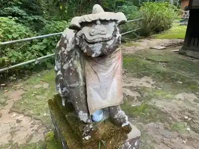 御嶽神社の狛犬