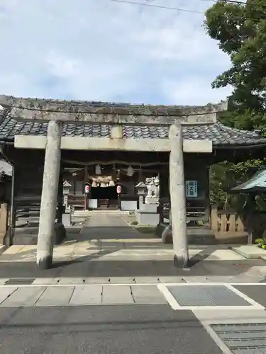 阿羅波比神社の鳥居