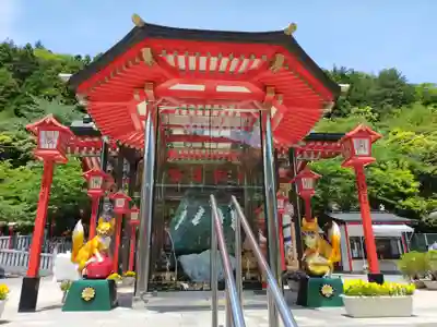 箱根天聖稲荷大権現神社の本殿・本堂