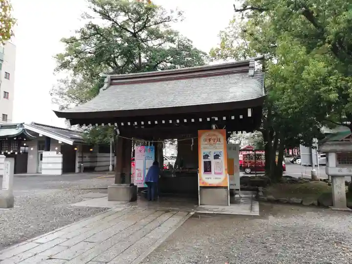 真清田神社の手水舎