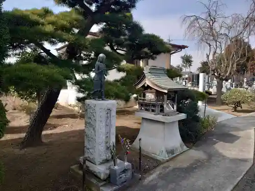 醫王寺(黄金身代り不動尊) の末社・摂社