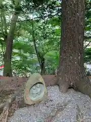 千歳神社の像