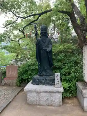 真田山 三光神社の像