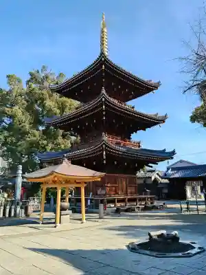 法楽寺の{uncategorized: "未分類", other: "その他", undefined: "問題あり", building: "その他建物", grave: "お墓", sacred_gate: "鳥居", guardian: "狛犬", statue: "像", buddha: "仏像", history: "歴史", nature: "自然", garden: "庭園", animal: "動物", pagoda: "塔", temizu: "手水舎", mountain_gate: "山門・神門", sanctuary: "本殿・本堂", subordinate: "末社・摂社", art: "芸術", scenery: "景色", jizo: "地蔵", ema: "絵馬", goshuin: "御朱印", omikuji: "おみくじ", items: "授与品その他", amulet: "お守り", goshuincho: "御朱印帳", eats: "食事", festival: "お祭り", votive_dance: "神楽", shichigosan: "七五三参", wedding: "結婚式", experience: "体験その他", initially: "初詣", around: "周辺", anti_infection: "感染症対策"}