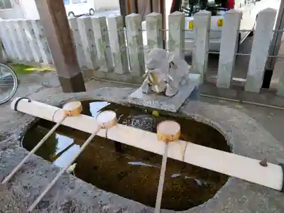 羊神社の手水舎
