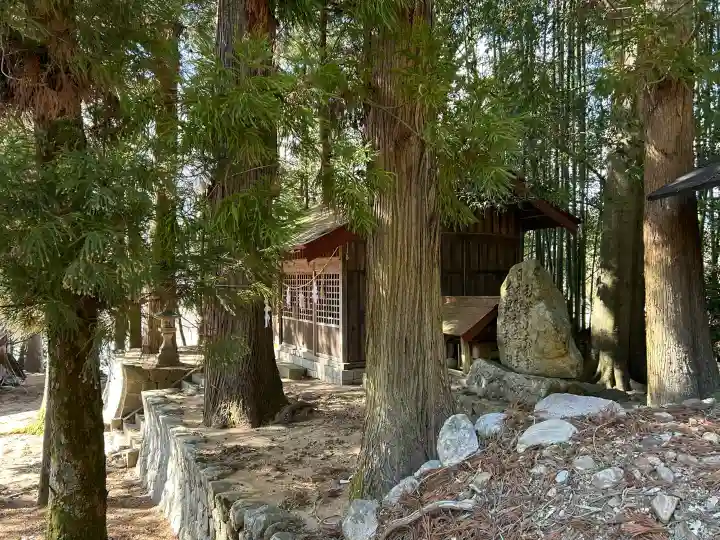 大宮飯沼神社の{uncategorized: "未分類", other: "その他", undefined: "問題あり", building: "その他建物", grave: "お墓", sacred_gate: "鳥居", guardian: "狛犬", statue: "像", buddha: "仏像", history: "歴史", nature: "自然", garden: "庭園", animal: "動物", pagoda: "塔", temizu: "手水舎", mountain_gate: "山門・神門", sanctuary: "本殿・本堂", subordinate: "末社・摂社", art: "芸術", scenery: "景色", jizo: "地蔵", ema: "絵馬", goshuin: "御朱印", omikuji: "おみくじ", items: "授与品その他", amulet: "お守り", goshuincho: "御朱印帳", eats: "食事", festival: "お祭り", votive_dance: "神楽", shichigosan: "七五三参", wedding: "結婚式", experience: "体験その他", initially: "初詣", around: "周辺", anti_infection: "感染症対策"}