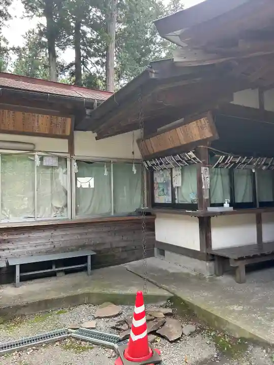 新海三社神社(長野県)