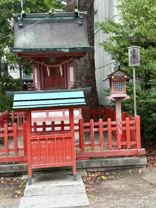 長田神社の{uncategorized: "未分類", other: "その他", undefined: "問題あり", building: "その他建物", grave: "お墓", sacred_gate: "鳥居", guardian: "狛犬", statue: "像", buddha: "仏像", history: "歴史", nature: "自然", garden: "庭園", animal: "動物", pagoda: "塔", temizu: "手水舎", mountain_gate: "山門・神門", sanctuary: "本殿・本堂", subordinate: "末社・摂社", art: "芸術", scenery: "景色", jizo: "地蔵", ema: "絵馬", goshuin: "御朱印", omikuji: "おみくじ", items: "授与品その他", amulet: "お守り", goshuincho: "御朱印帳", eats: "食事", festival: "お祭り", votive_dance: "神楽", shichigosan: "七五三参", wedding: "結婚式", experience: "体験その他", initially: "初詣", around: "周辺", anti_infection: "感染症対策"}