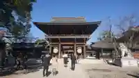 寒川神社の山門・神門