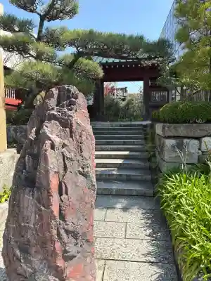 大巧寺の{uncategorized: "未分類", other: "その他", undefined: "問題あり", building: "その他建物", grave: "お墓", sacred_gate: "鳥居", guardian: "狛犬", statue: "像", buddha: "仏像", history: "歴史", nature: "自然", garden: "庭園", animal: "動物", pagoda: "塔", temizu: "手水舎", mountain_gate: "山門・神門", sanctuary: "本殿・本堂", subordinate: "末社・摂社", art: "芸術", scenery: "景色", jizo: "地蔵", ema: "絵馬", goshuin: "御朱印", omikuji: "おみくじ", items: "授与品その他", amulet: "お守り", goshuincho: "御朱印帳", eats: "食事", festival: "お祭り", votive_dance: "神楽", shichigosan: "七五三参", wedding: "結婚式", experience: "体験その他", initially: "初詣", around: "周辺", anti_infection: "感染症対策"}