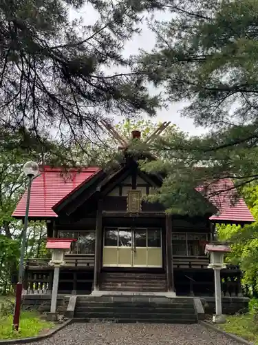 雨龍神社の本殿・本堂