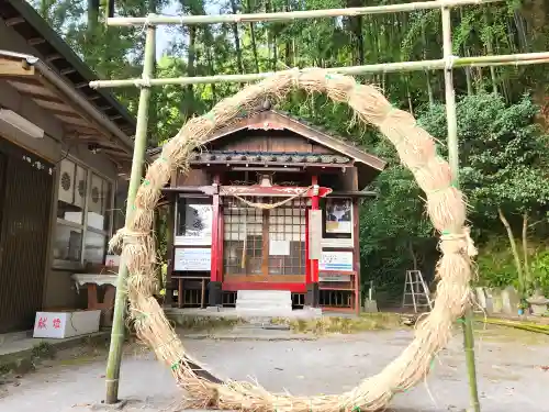 伊邇色神社の建物その他