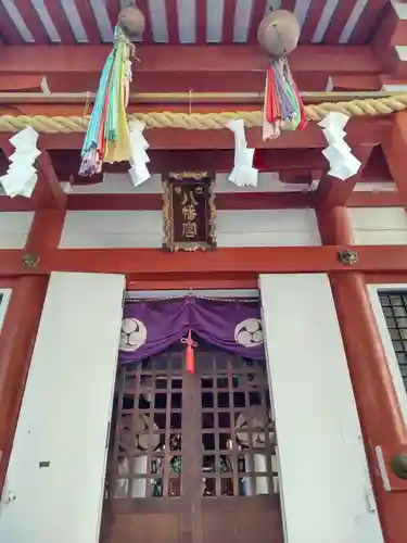 白幡八幡神社の本殿・本堂