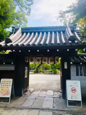 水無瀬神宮の山門・神門
