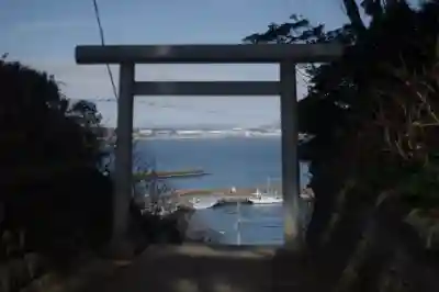 酒列磯前神社の{uncategorized: "未分類", other: "その他", undefined: "問題あり", building: "その他建物", grave: "お墓", sacred_gate: "鳥居", guardian: "狛犬", statue: "像", buddha: "仏像", history: "歴史", nature: "自然", garden: "庭園", animal: "動物", pagoda: "塔", temizu: "手水舎", mountain_gate: "山門・神門", sanctuary: "本殿・本堂", subordinate: "末社・摂社", art: "芸術", scenery: "景色", jizo: "地蔵", ema: "絵馬", goshuin: "御朱印", omikuji: "おみくじ", items: "授与品その他", amulet: "お守り", goshuincho: "御朱印帳", eats: "食事", festival: "お祭り", votive_dance: "神楽", shichigosan: "七五三参", wedding: "結婚式", experience: "体験その他", initially: "初詣", around: "周辺", anti_infection: "感染症対策"}