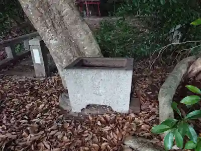 稲荷神社の手水舎