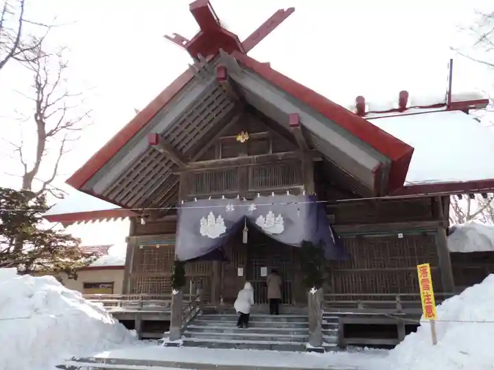 留萌神社の本殿・本堂