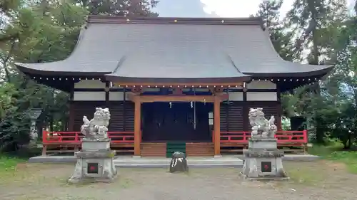 甲斐奈神社の本殿