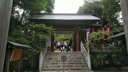 東京大神宮の山門・神門