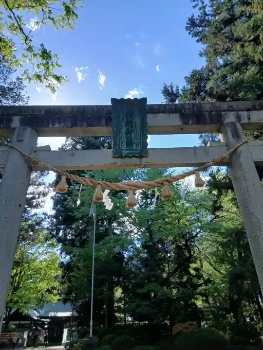 駒形神社の{uncategorized: "未分類", other: "その他", undefined: "問題あり", building: "その他建物", grave: "お墓", sacred_gate: "鳥居", guardian: "狛犬", statue: "像", buddha: "仏像", history: "歴史", nature: "自然", garden: "庭園", animal: "動物", pagoda: "塔", temizu: "手水舎", mountain_gate: "山門・神門", sanctuary: "本殿・本堂", subordinate: "末社・摂社", art: "芸術", scenery: "景色", jizo: "地蔵", ema: "絵馬", goshuin: "御朱印", omikuji: "おみくじ", items: "授与品その他", amulet: "お守り", goshuincho: "御朱印帳", eats: "食事", festival: "お祭り", votive_dance: "神楽", shichigosan: "七五三参", wedding: "結婚式", experience: "体験その他", initially: "初詣", around: "周辺", anti_infection: "感染症対策"}
