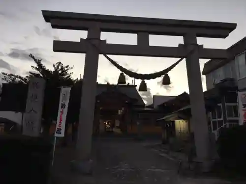 札幌八幡宮の鳥居