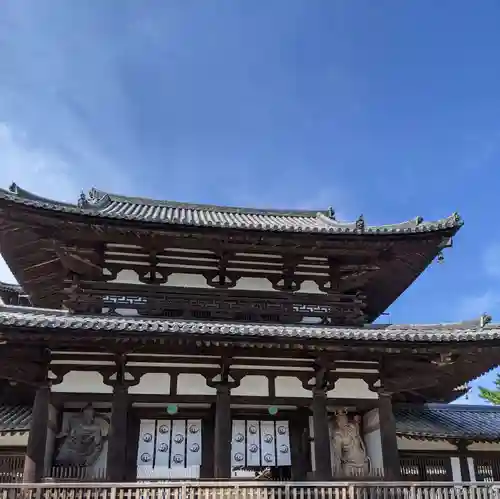 法隆寺の山門・神門
