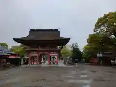 津島神社の山門