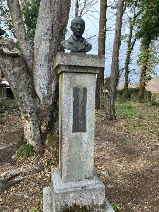 黒羽神社の{uncategorized: "未分類", other: "その他", undefined: "問題あり", building: "その他建物", grave: "お墓", sacred_gate: "鳥居", guardian: "狛犬", statue: "像", buddha: "仏像", history: "歴史", nature: "自然", garden: "庭園", animal: "動物", pagoda: "塔", temizu: "手水舎", mountain_gate: "山門・神門", sanctuary: "本殿・本堂", subordinate: "末社・摂社", art: "芸術", scenery: "景色", jizo: "地蔵", ema: "絵馬", goshuin: "御朱印", omikuji: "おみくじ", items: "授与品その他", amulet: "お守り", goshuincho: "御朱印帳", eats: "食事", festival: "お祭り", votive_dance: "神楽", shichigosan: "七五三参", wedding: "結婚式", experience: "体験その他", initially: "初詣", around: "周辺", anti_infection: "感染症対策"}