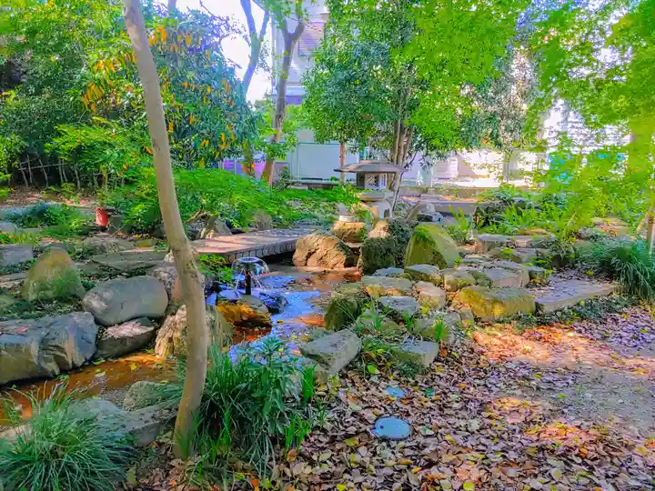 矢作神社の庭園