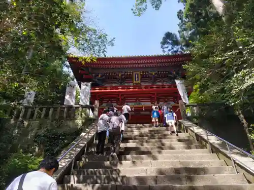 久能山東照宮の山門