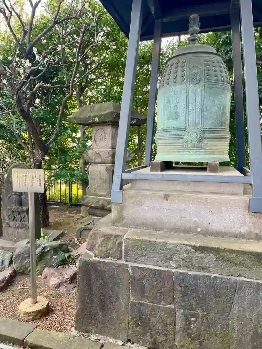 愛染院の{uncategorized: "未分類", other: "その他", undefined: "問題あり", building: "その他建物", grave: "お墓", sacred_gate: "鳥居", guardian: "狛犬", statue: "像", buddha: "仏像", history: "歴史", nature: "自然", garden: "庭園", animal: "動物", pagoda: "塔", temizu: "手水舎", mountain_gate: "山門・神門", sanctuary: "本殿・本堂", subordinate: "末社・摂社", art: "芸術", scenery: "景色", jizo: "地蔵", ema: "絵馬", goshuin: "御朱印", omikuji: "おみくじ", items: "授与品その他", amulet: "お守り", goshuincho: "御朱印帳", eats: "食事", festival: "お祭り", votive_dance: "神楽", shichigosan: "七五三参", wedding: "結婚式", experience: "体験その他", initially: "初詣", around: "周辺", anti_infection: "感染症対策"}