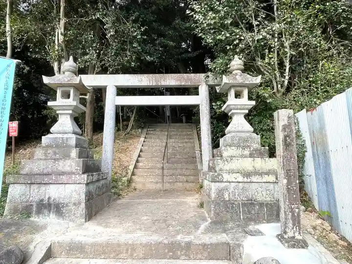 殿岡神社の鳥居