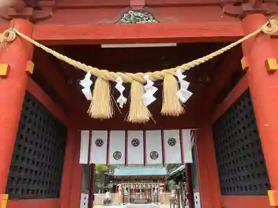 伊賀八幡宮の山門・神門